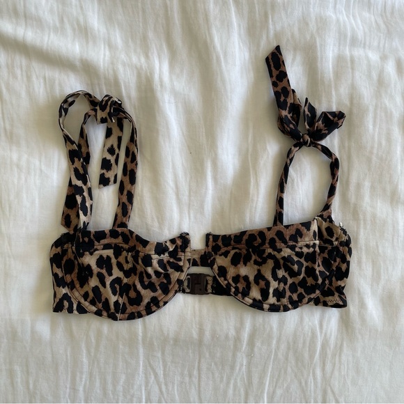 GANNI leopard scoop bikini top (sz 6) - Picture 2 of 7